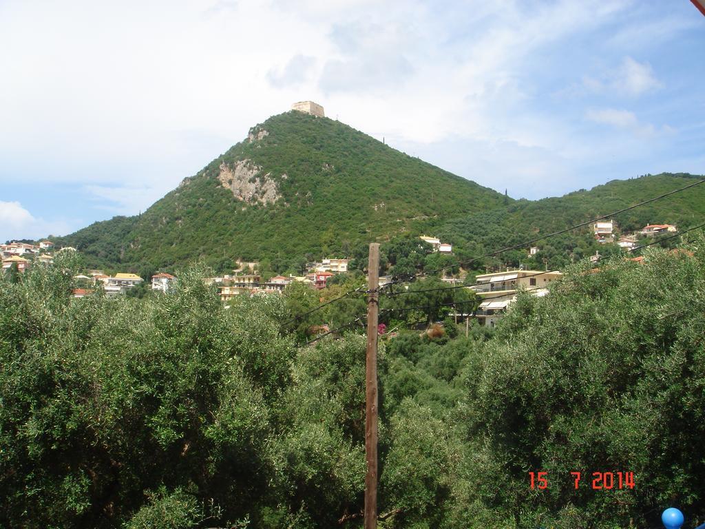 Ferienwohnung Spyridonou House Parga Zimmer foto